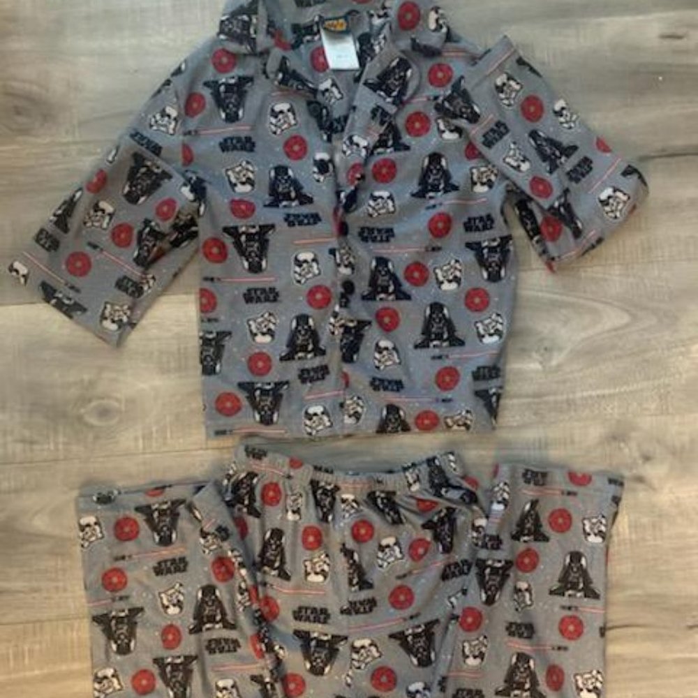 Star Wars pajamas Size 10